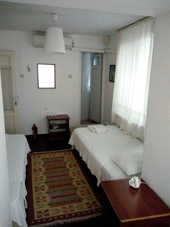 Mavi Pension Hotel Ayvalı Exterior foto